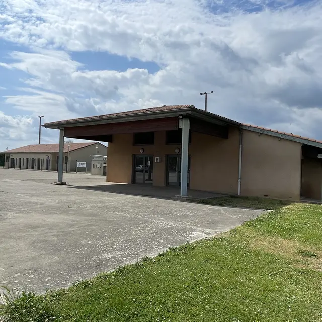 Salle des fêtes de Léribosc_L'Honor-de-Cos