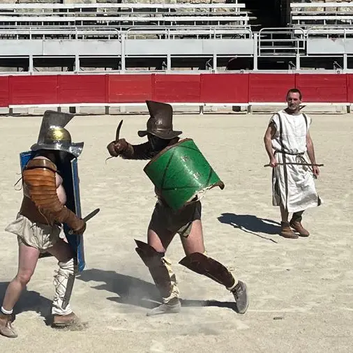 Médiation-démonstration de gladiateurs romains_Arles