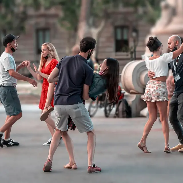 Aix danse pendant l'été_Aix-en-Provence
