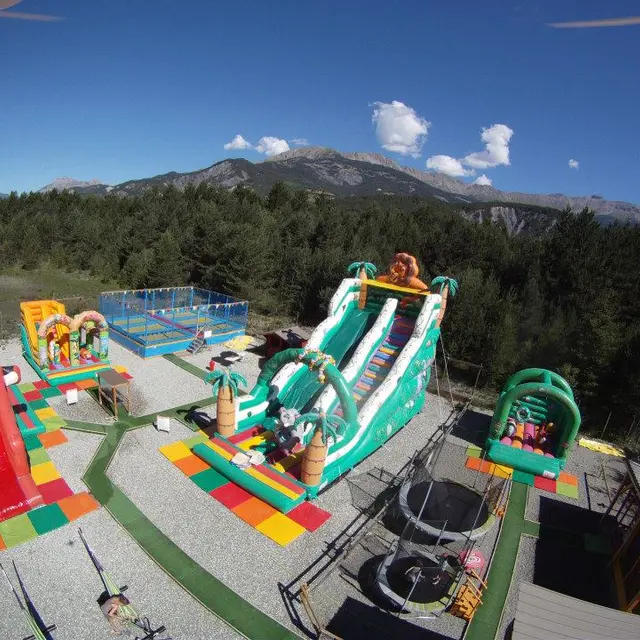 Los Ninos - Parc de jeux à Saint-Pons