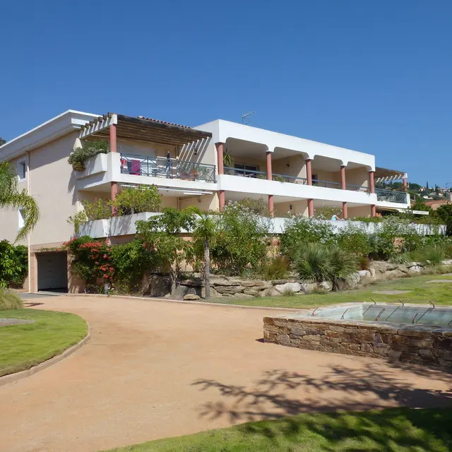 Viot Jean-Paul - T2_Le Lavandou