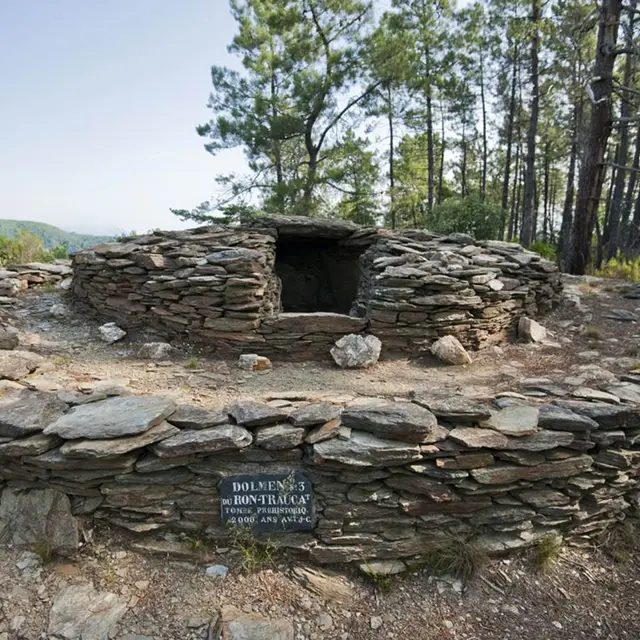Dolmen du Roc Trouca-Soustelle