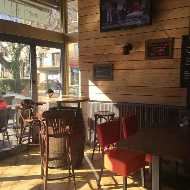 Bar Le Maypop à Laragne