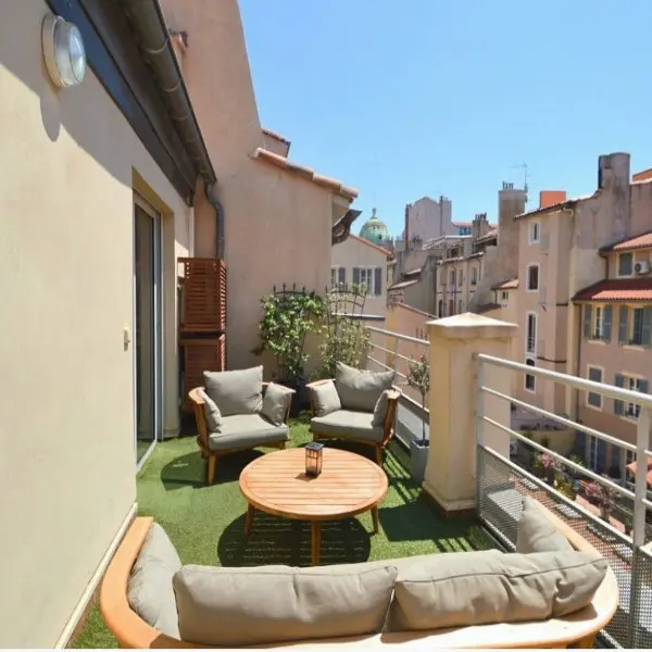 Location saisonnière Le Jardin Marseille.jpg