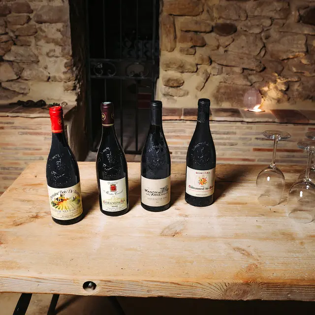 Organisation dégustations de vins à domicile par Mme Géraldine Prévôt_Châteauneuf-du-Pape