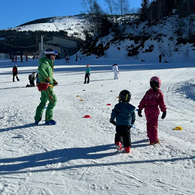 L'ESH'PO, École de Ski et d'Handiski_Montferrier