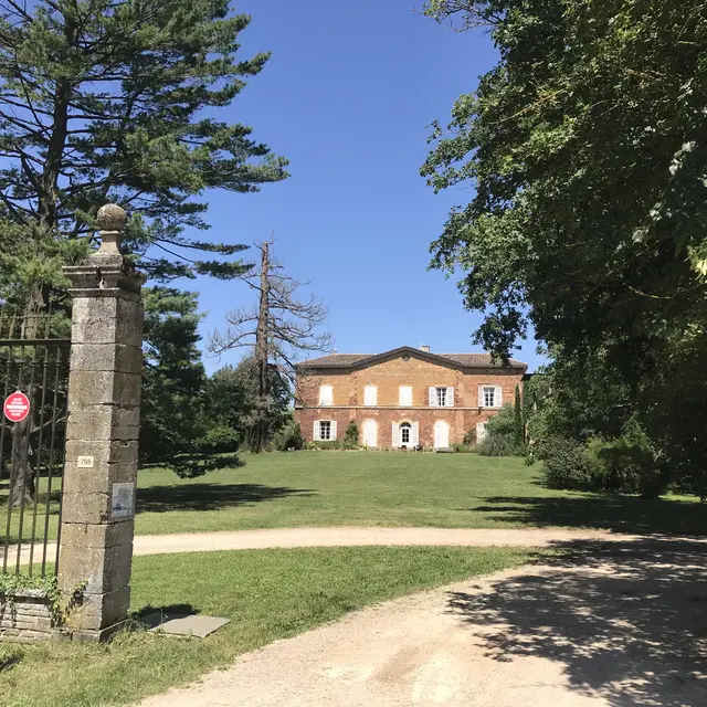 Gîte Château d'Ars_Ars-sur-Formans