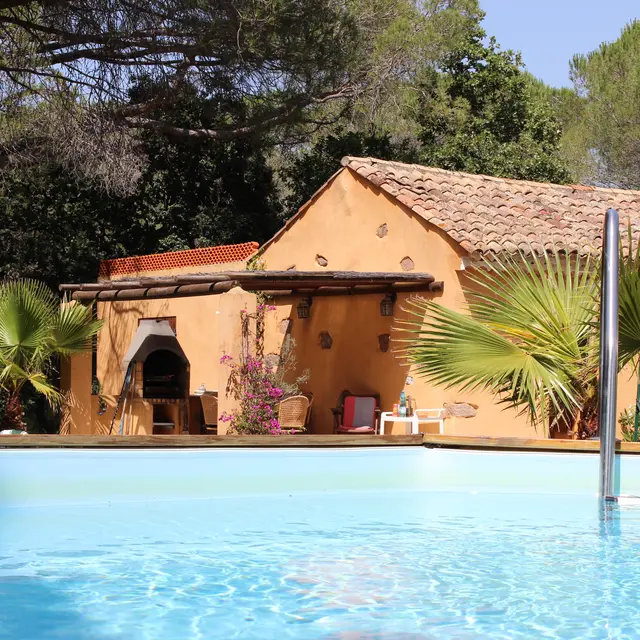 Le Bastidon sous les Pins_Puget-sur-Argens