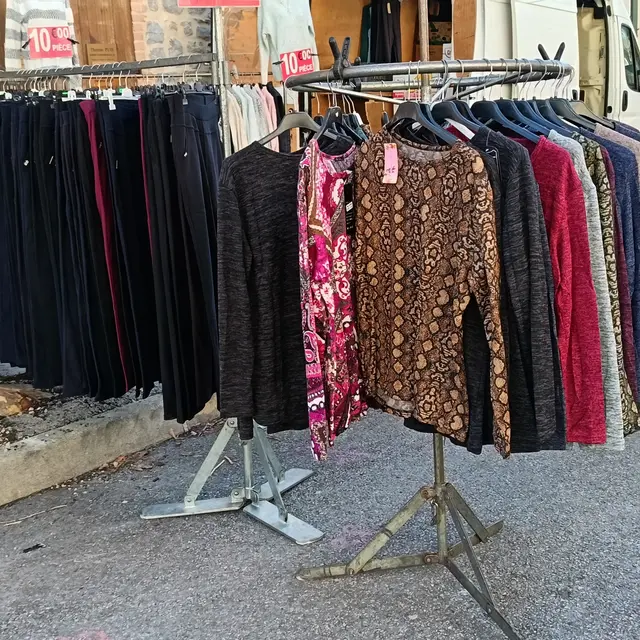 Marché hebdomadaire d'Alès_Alès