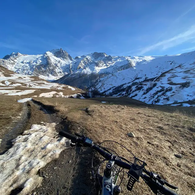 Le vallon de la Buffe en VTT au départ du Chazelet