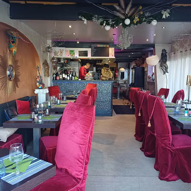 Le Victoria - Villeneuve-Loubet