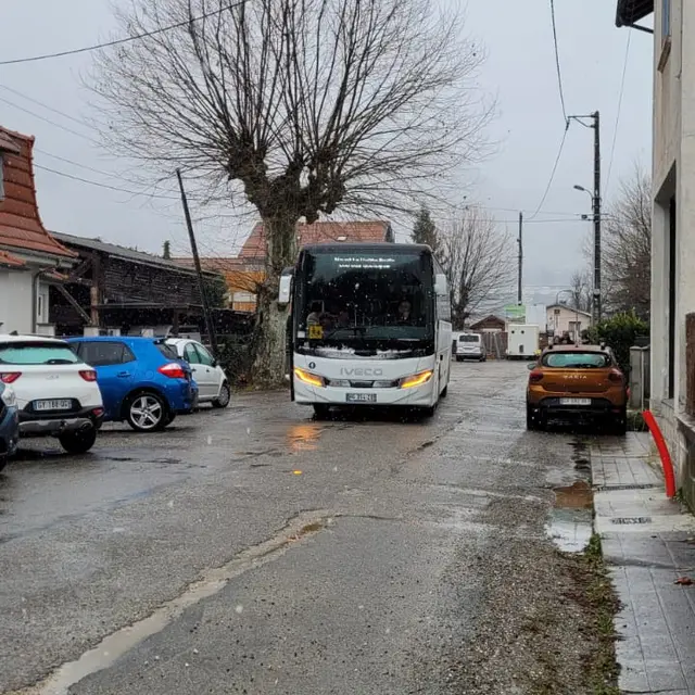 navette pour la station de Beille en hiver