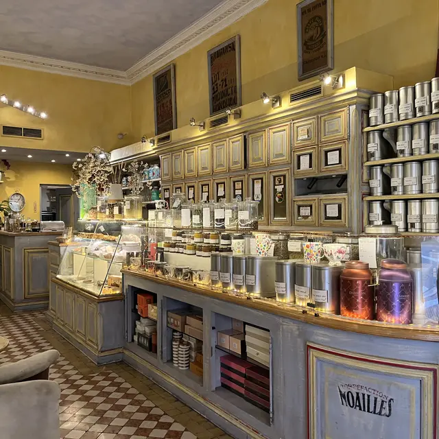Café Noailles
