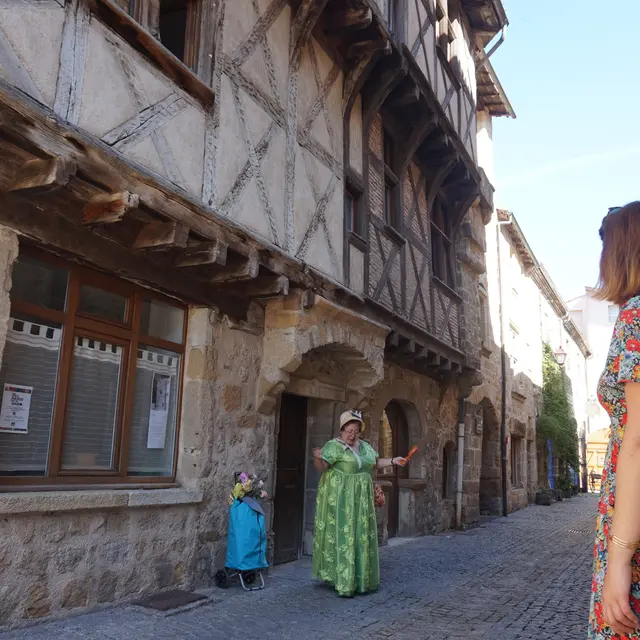 Une virée de Conte en Comtes : Visite théâtralisée de Vic-le-Comte_Vic-le-Comte