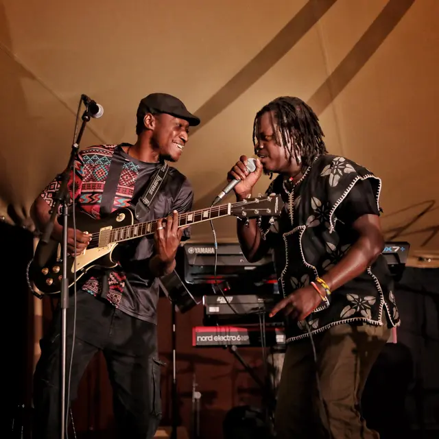 Concert au Hang'Art : Jahkasa_Serres