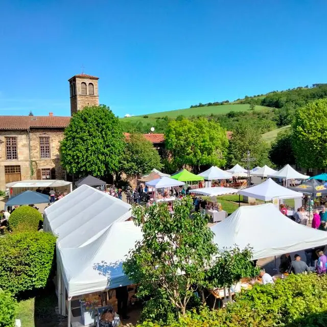 Marché nocturne dépaysant_Sainte-Croix-en-Jarez