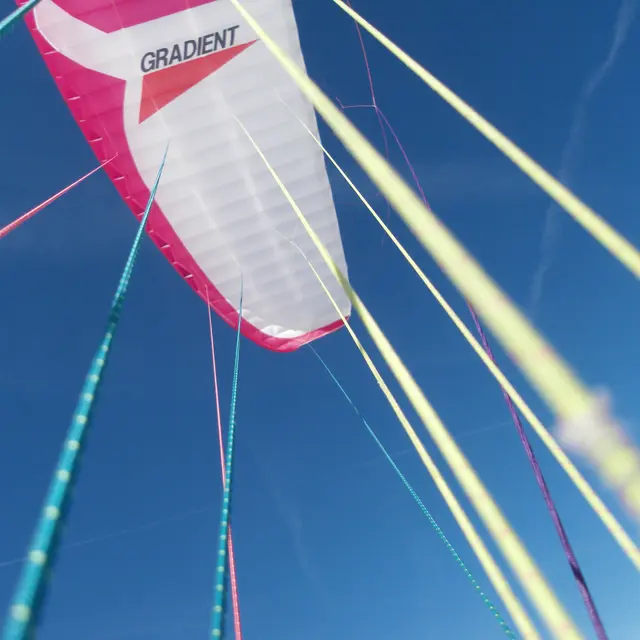 voile-parapente-vue-dessous