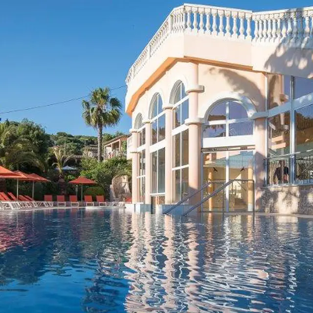 Piscine Les Tourelles 5
