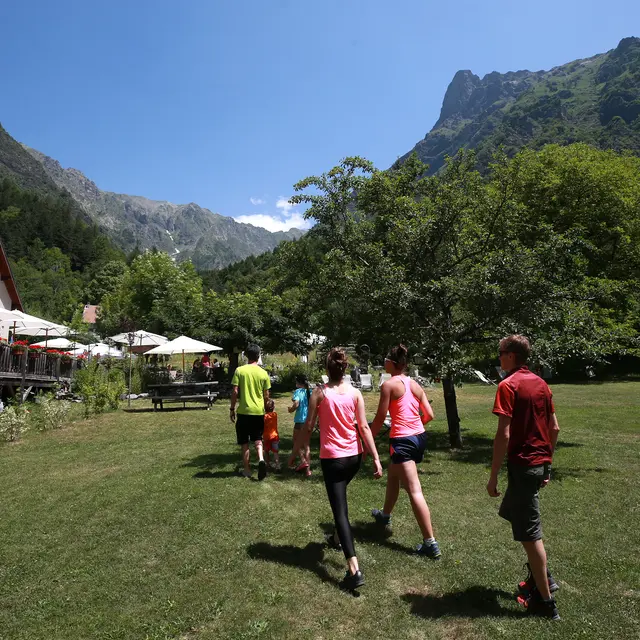 Le hameau de Molines