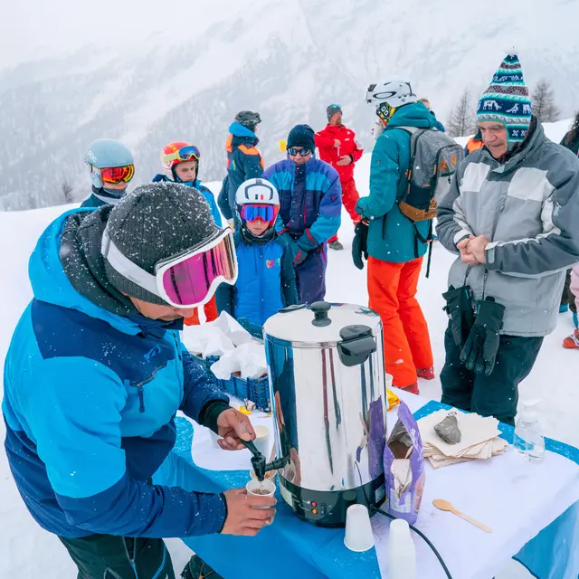 Pot d'accueil de Puy Saint Vincent_Puy-Saint-Vincent