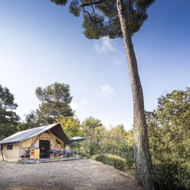 073-Huttopia_Foret-Janas©ManuReyboz