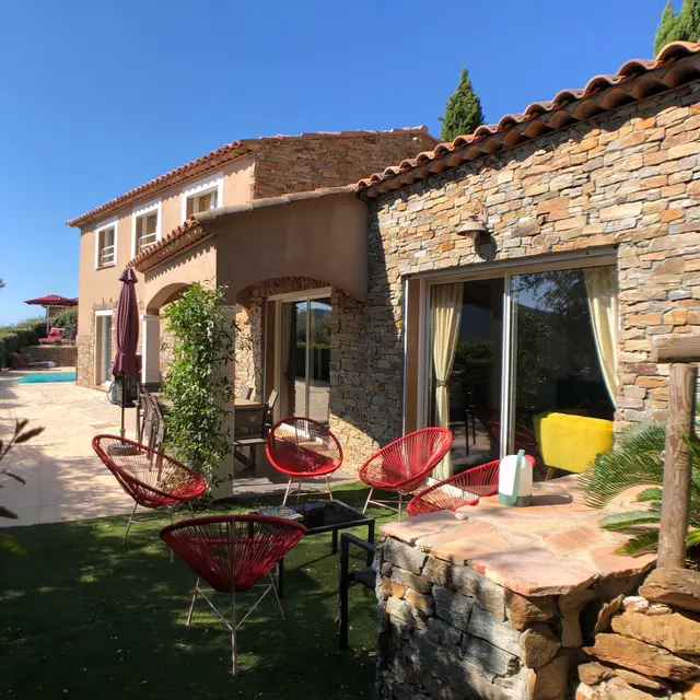 Location saisonnière à La Londe les Maures