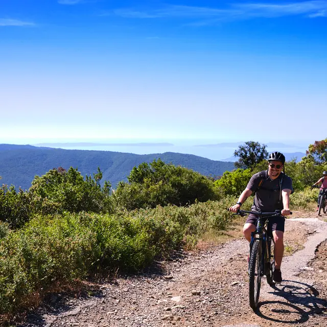 Balade accompagnée à VTT électrique_La Londe-les-Maures