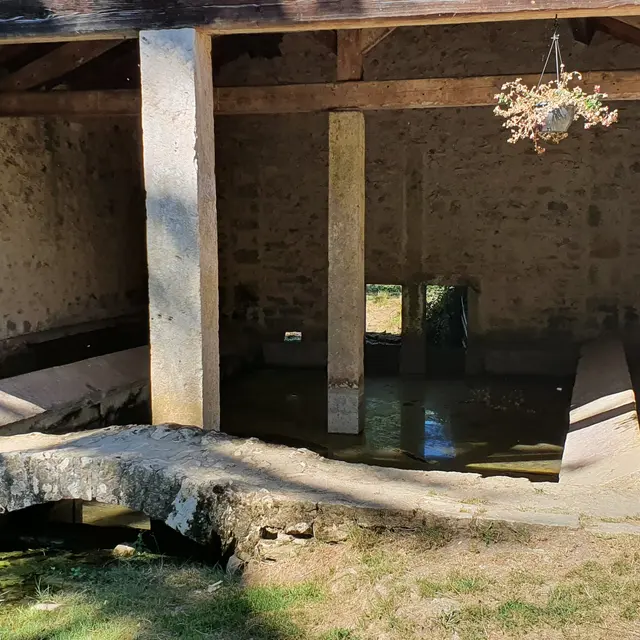 Les Maisons Rouges et la source du Jugnon_Jasseron