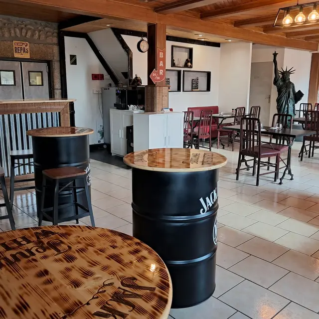 Chez Prisc - Pizzeria et restaurant_Estivareilles