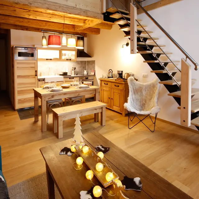 La Fontaine à l'ours, Un cocon douillet au cœur de la Grande Odyssée !_Les Déserts