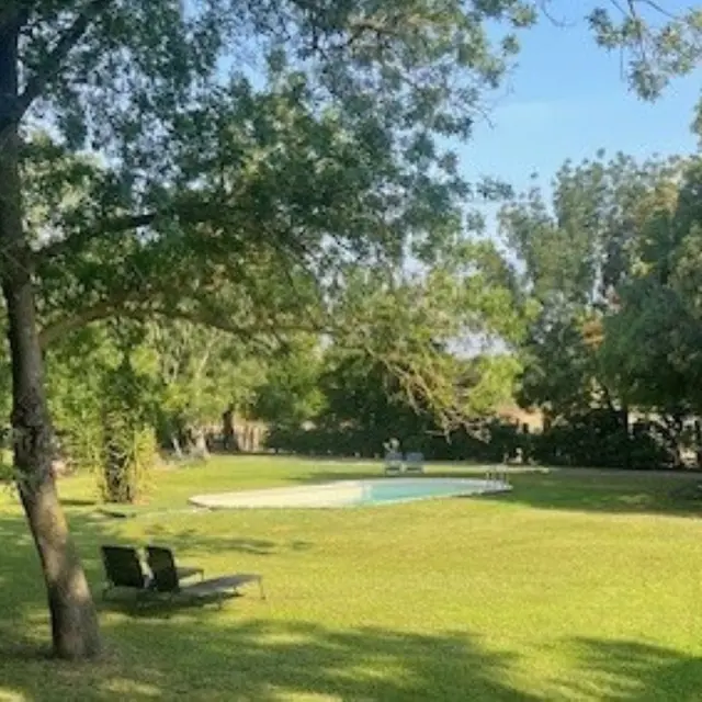 Fare Natiraa_Tarascon