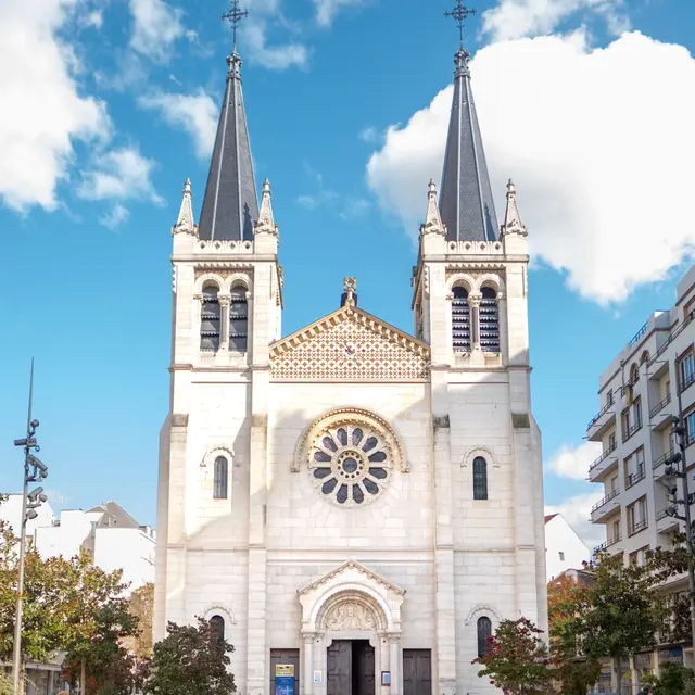 Église Saint-Louis_Vichy
