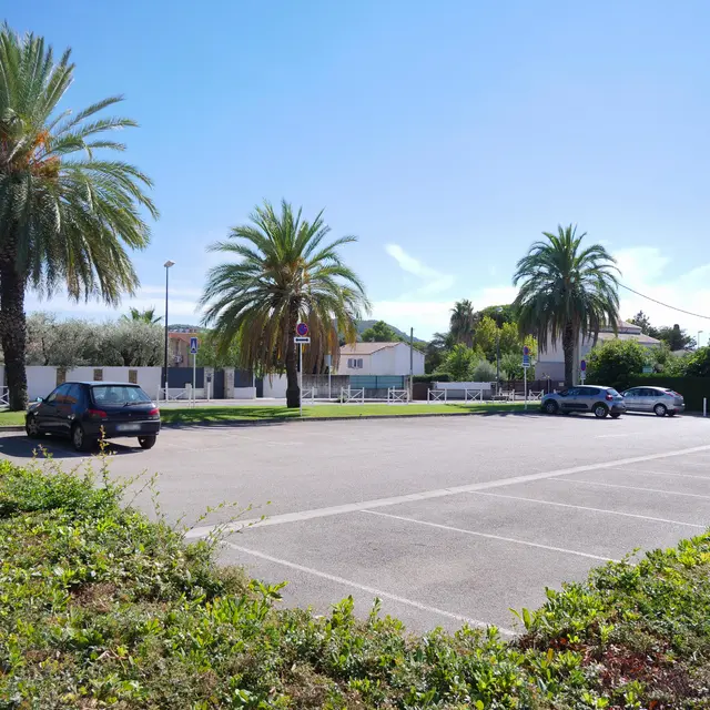 Parking des Lavandes