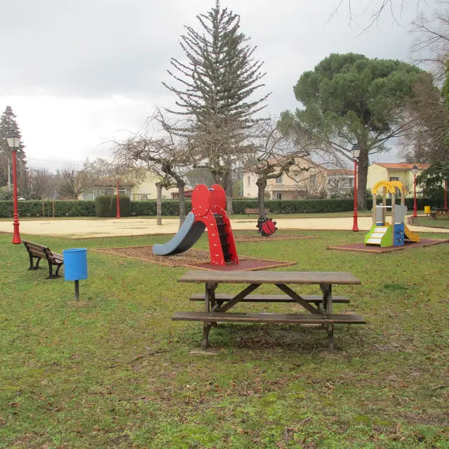 Le Parc Municipal du Fauconnier_Salindres