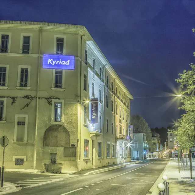 Hôtel Kyriad Orange Centre