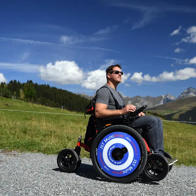 Fauteuil roulant tout-terrain_Riddes