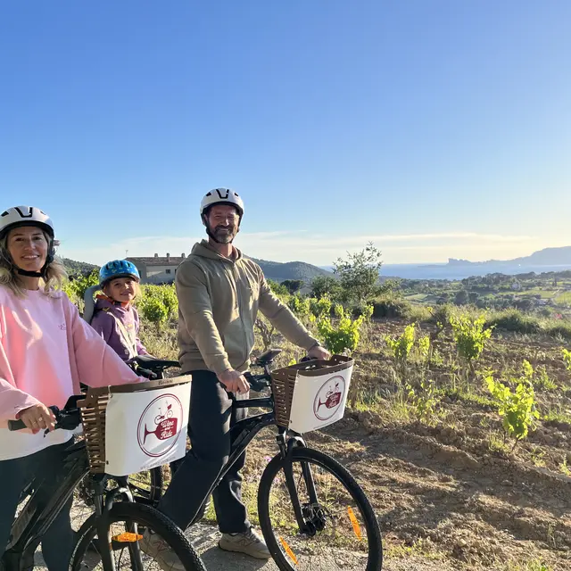 Wine Tour Bandol à vélo électrique – Dégustation de vins en Provence_Saint-Cyr-sur-Mer