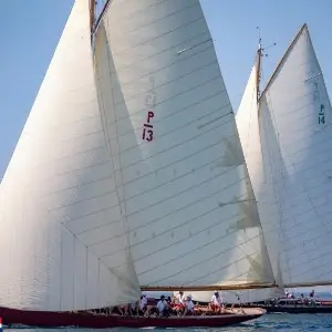 Régate Calanques Classique Marseille.jpg