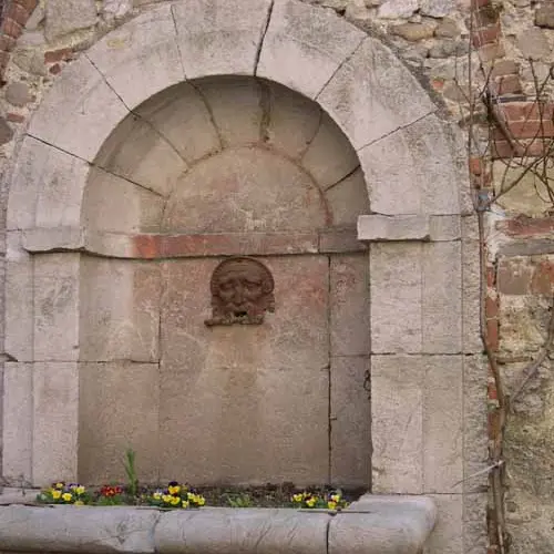 Fontaine de la Rue Grefeuille-Anduze-1
