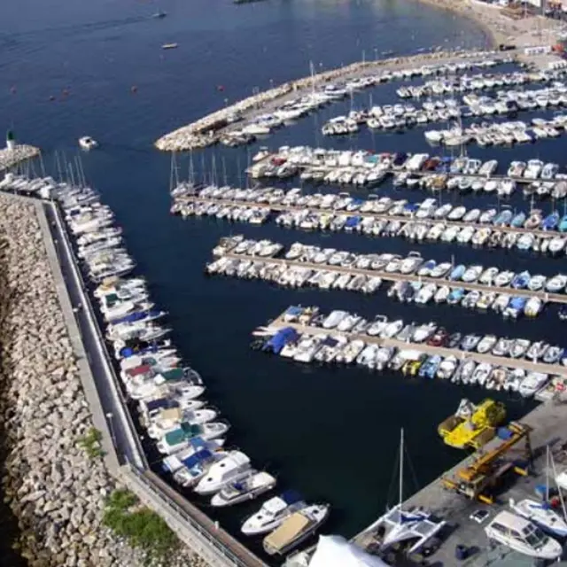 Port du Moure Rouge