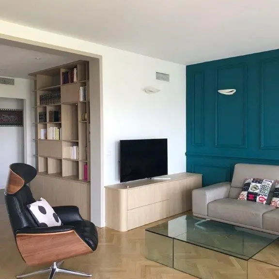 réalisation de meuble et décoration murale