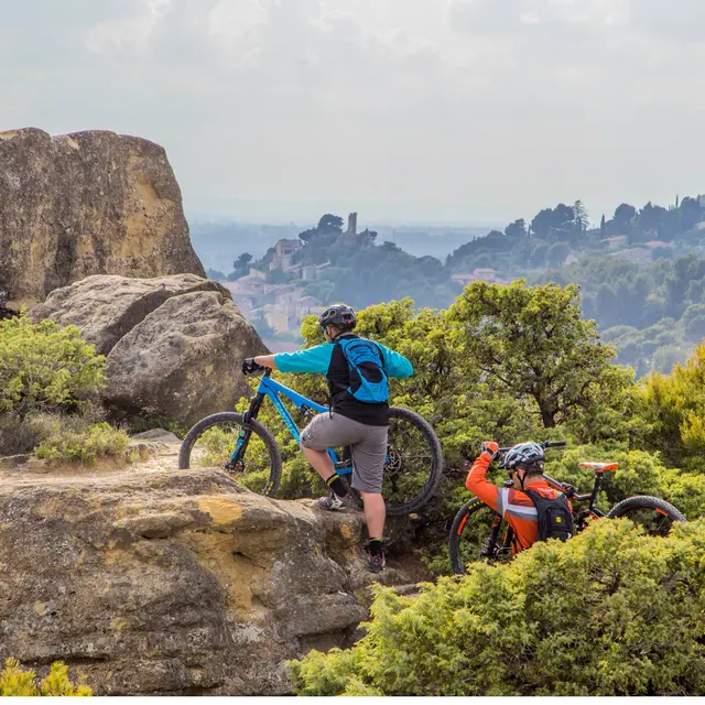 VTT dans les Dentelles