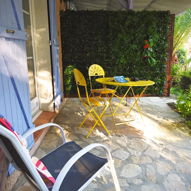 terrasse ombragée plein sud