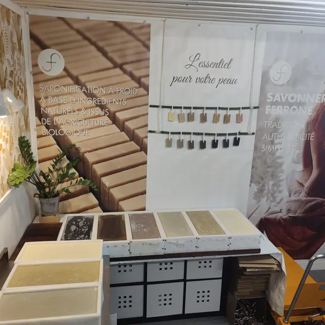 Atelier de fabrication savonnerie Ferrone