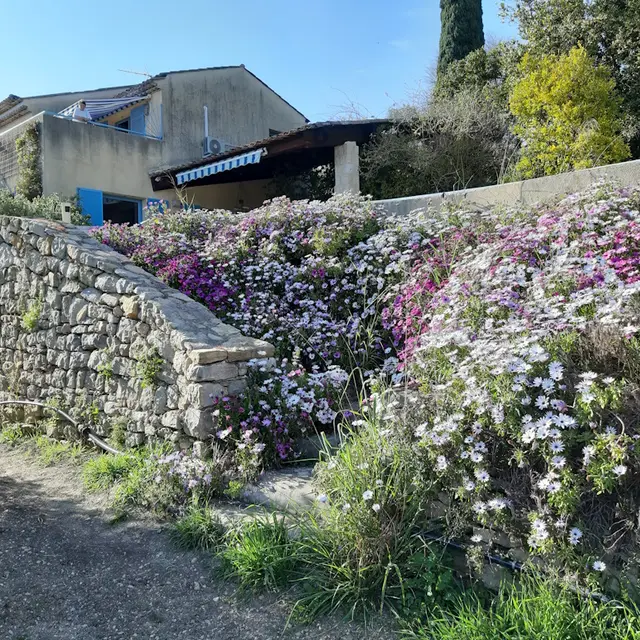 Appartement n°2 - 35m2 + solarium_Châteauneuf-Grasse
