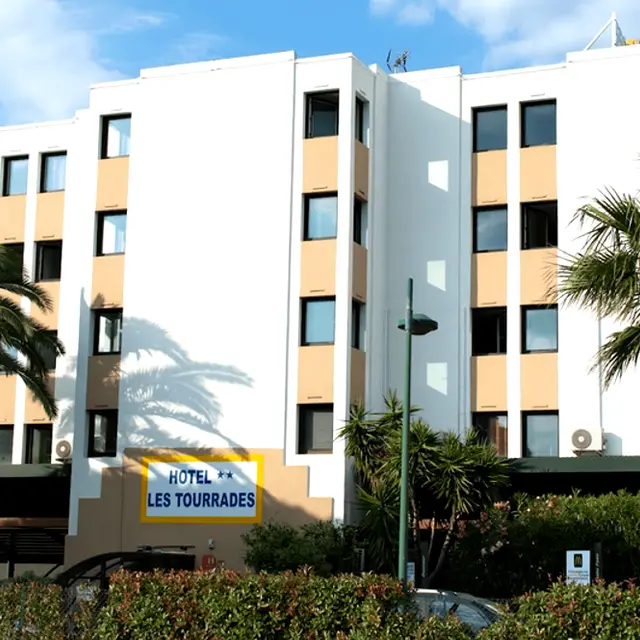 Hôtel les tourrades