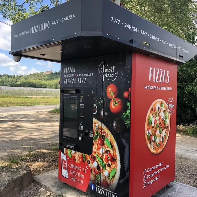 Distributeur de pizza de La Tour de Pizz'_Lafrançaise