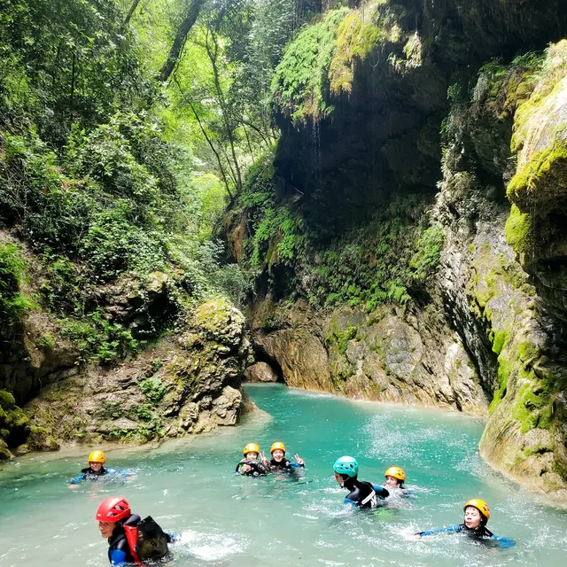 Canyoning spectaculaire, le Rio Barbaira - Jordi Martelot_Tende