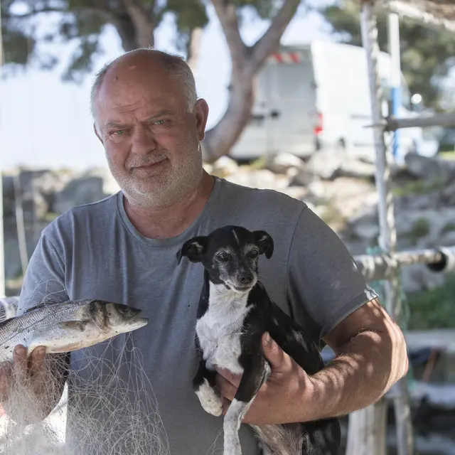 Thierry Brocheliou, pêcheur sur l'étang de Berre