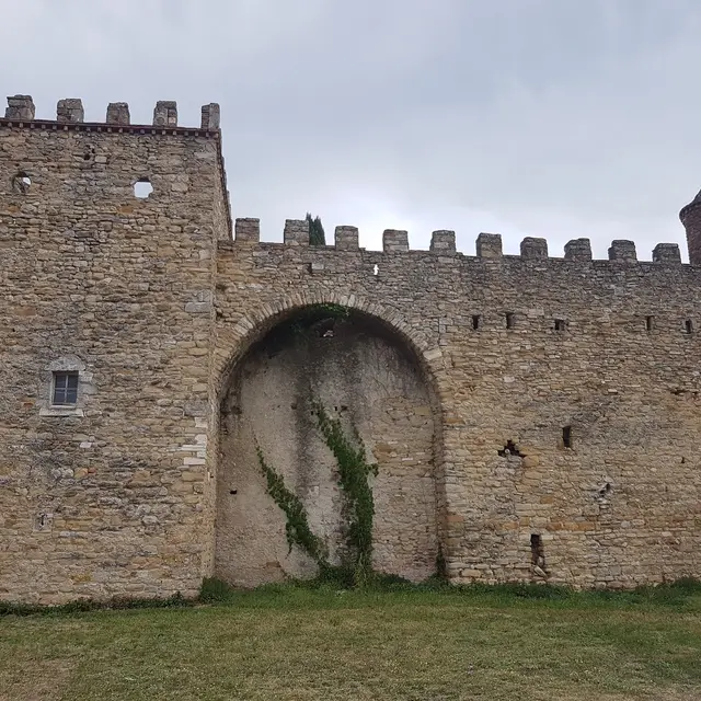Chateau de Montmoirac